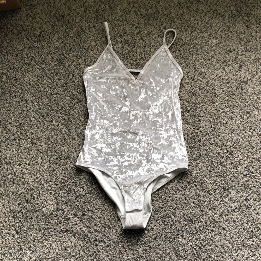 Crushed velvet body suit